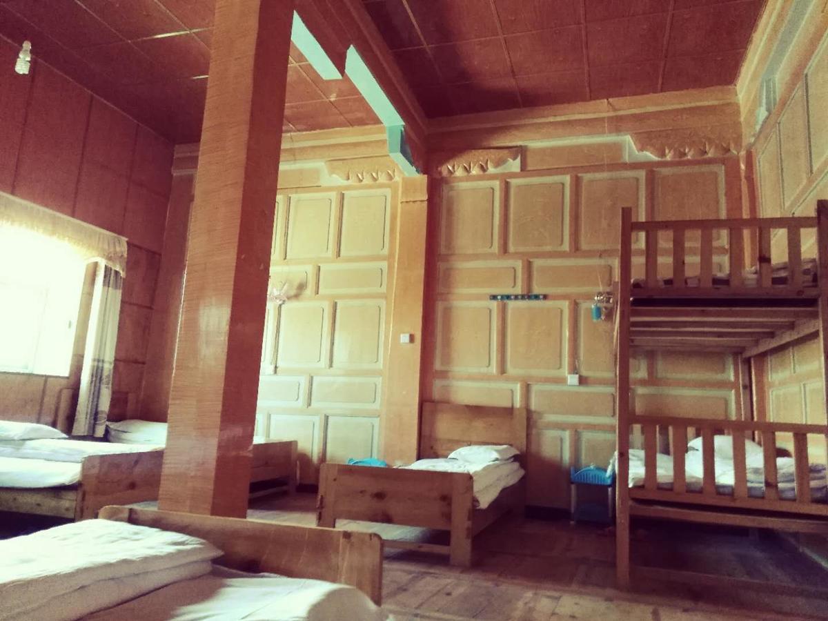 Zishuo Zihua Guest House Daocheng Exterior photo